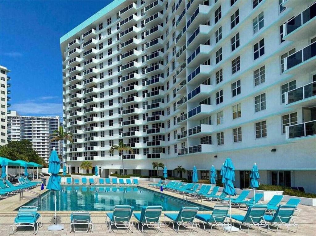 הוליווד Penthouse Beach Front 1St Line, 2 Bedroom 2 Ba, New Decoration & Furnitures, Unobstructed View Of The Beautiful Atlantic, Free Parking מראה חיצוני תמונה